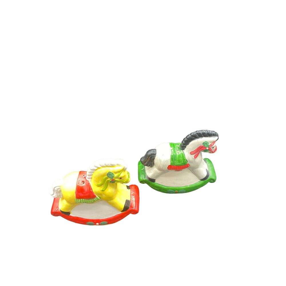 Set Of 2 VTG Christmas Rocking Horses Salt And Pepper Shakers - Picture 2 of 5
